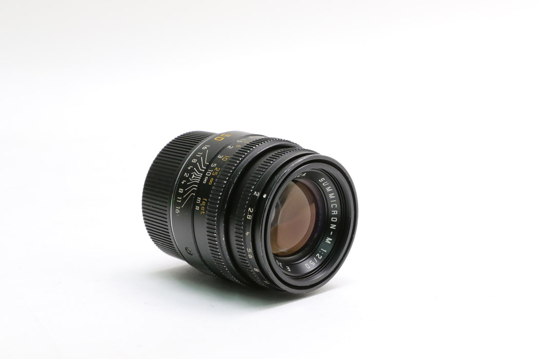 Leica Summicron-M 50mm f/2 E39 Version 5 11826 Lens w/ Built-In Hood