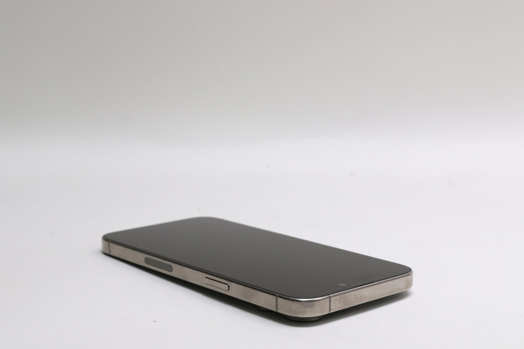 iPhone 15 Pro Max, 256GB, Unlocked, Natural Titanium, MU683LL/A