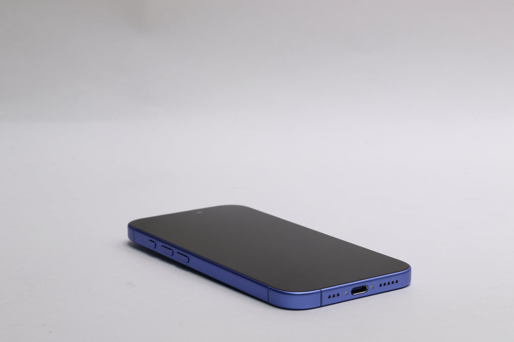 Apple iPhone 16, 512GB, Unlocked, Ultramarine, NYD63LL/A — photo 8 of 13