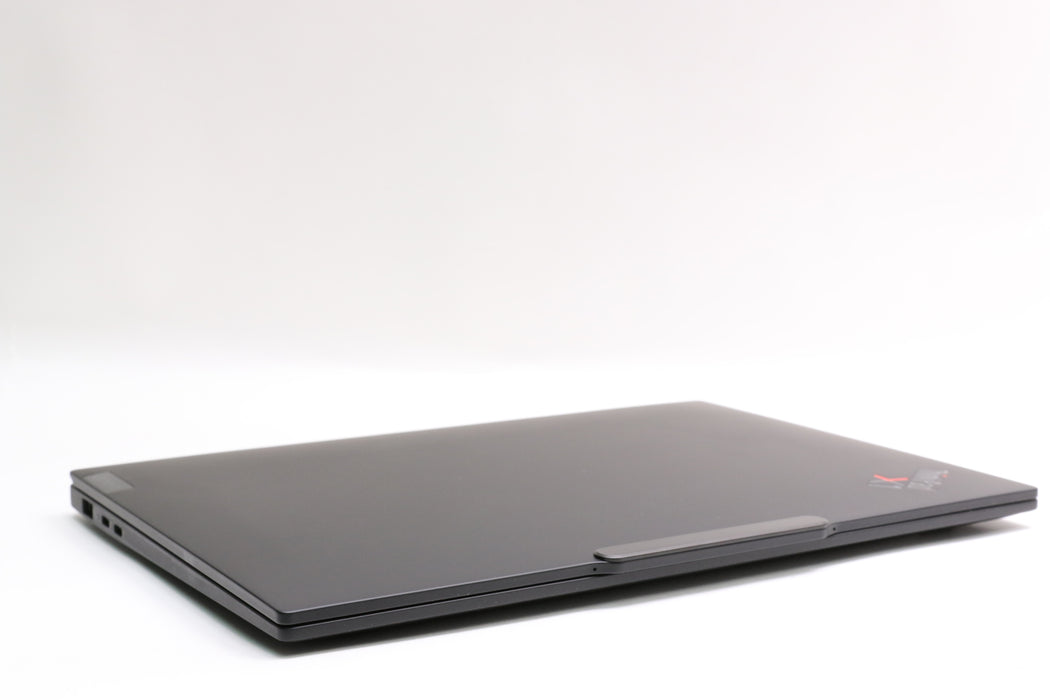 14" Lenovo Thinkpad X1 Carbon Gen 13, Ultra 7 258V, 32GB, 512GB SSD