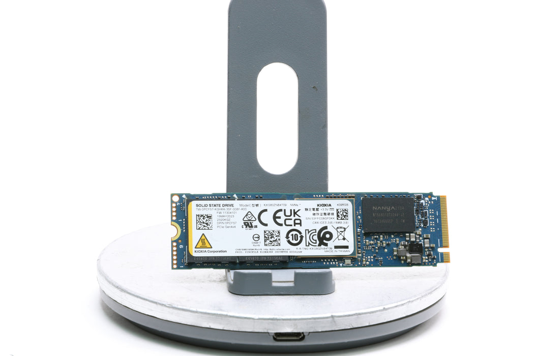 KIOXIA XG8 4TB PCIe Gen4 NVMe M.2 SSD — photo 3 of 3