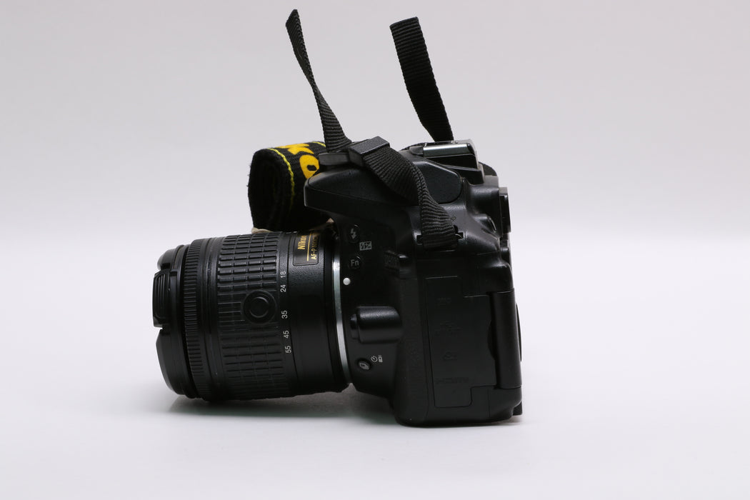 Read! Nikon D5300 DSLR Camera w/ 18-55mm f/3.5-5.6G VR Lens, 9.2K SC!