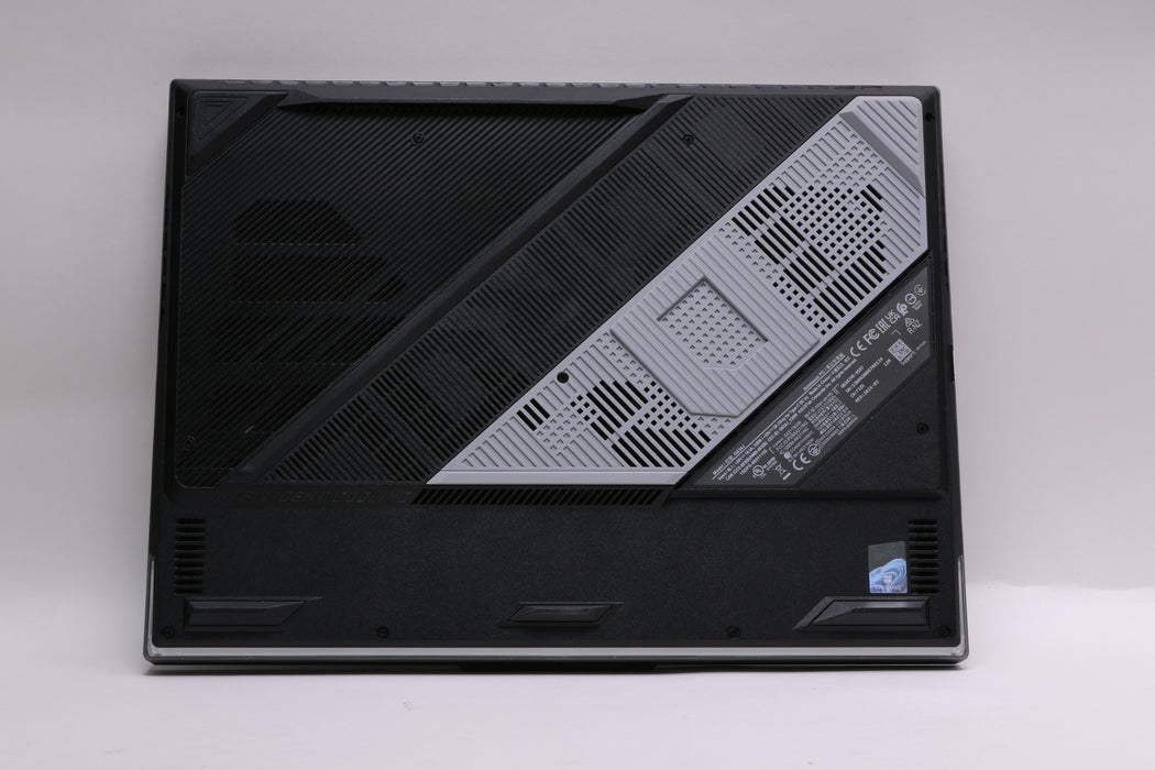 16" Asus ROG Strix Scar 16 G634JYR, i9-14900HX, 64GB, 2TB SSD, RTX 4090 16GB!