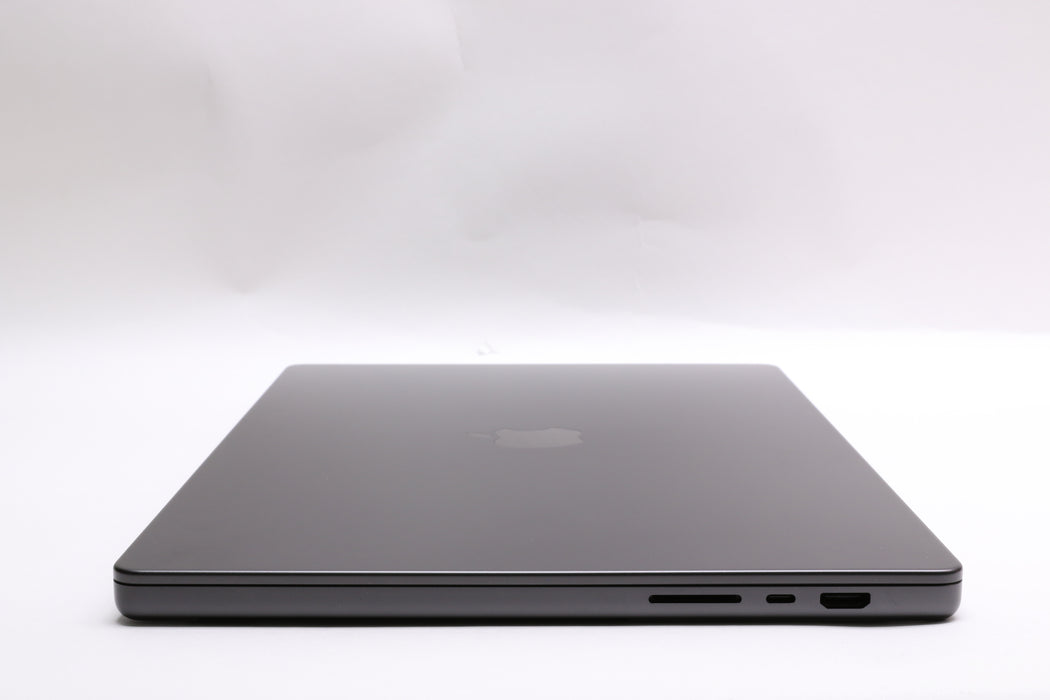 100%BATT 16" 2026, MacBook Pro, MGEA4LL/A, Apple M5 Pro, 24GB, 1TB SSD, 20C
