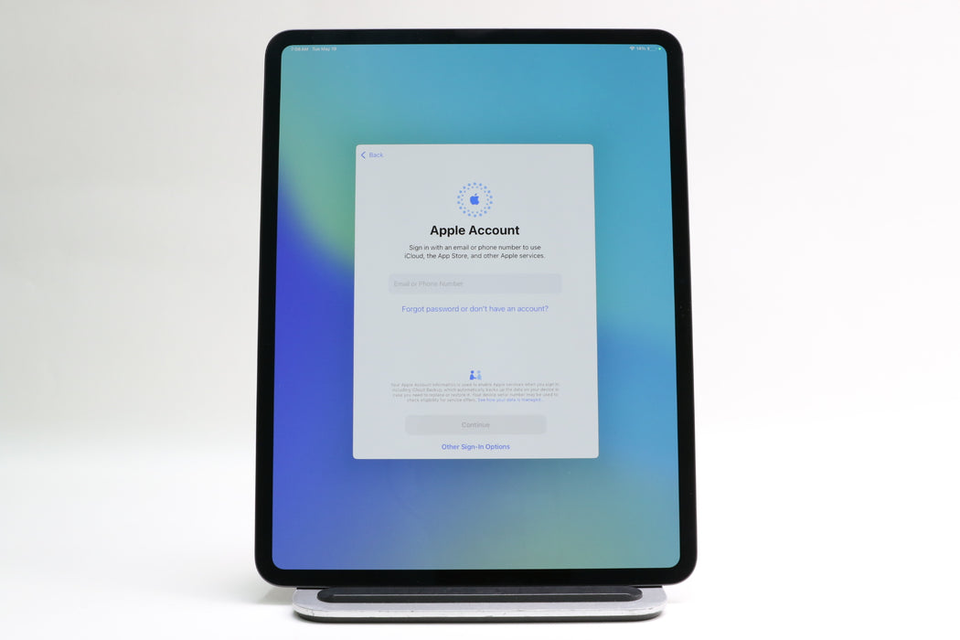 iPad Pro 13" M4, 256GB, Wi-Fi Only, Space Black, MVX23LL/A w/ Magic KB!