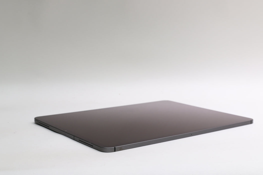 iPad Pro 12.9" 3rd Gen, 256GB, Unlocked, Space Gray, MTJ02LL/A