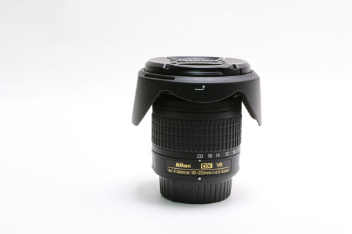 Nikon AF-P DX NIKKOR 10-20mm f/4.5-5.6G VR Lens w/ Lens Hood!