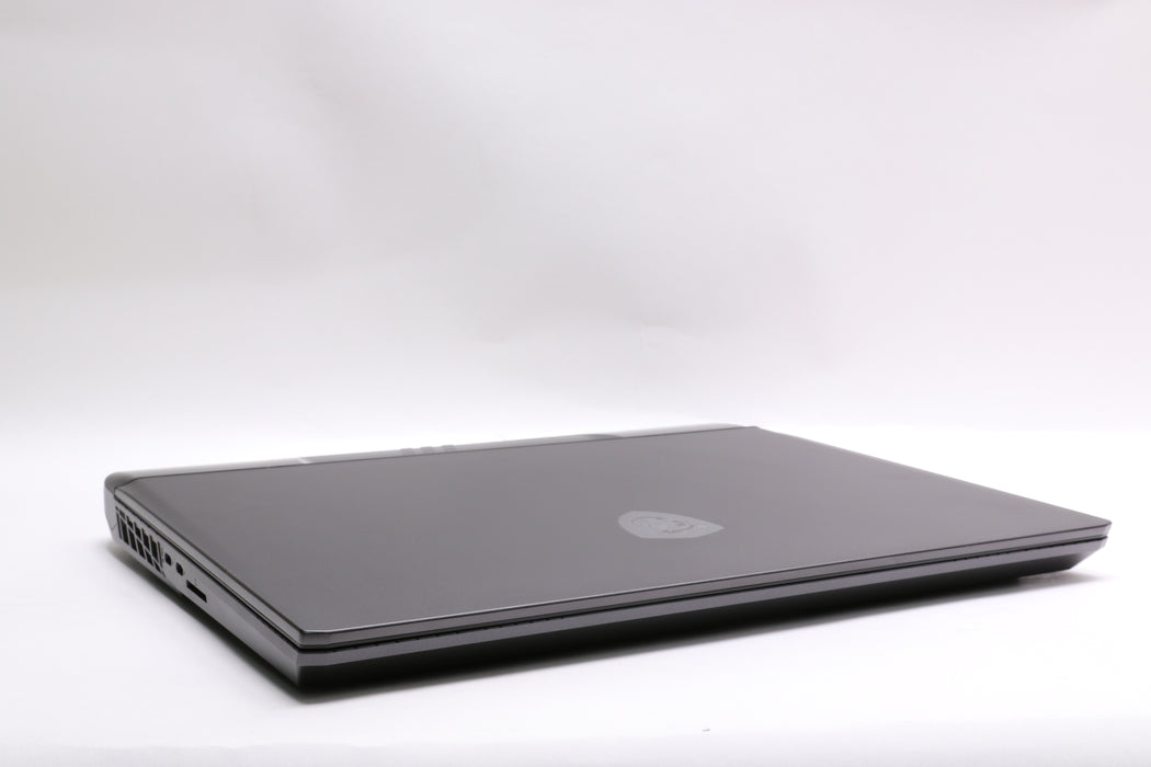 16" MSI Vector 16 Hx Ai A2XWIG, Ultra 9 275HX, 32GB, 2TB SSD (2x1TB), RTX 5080!