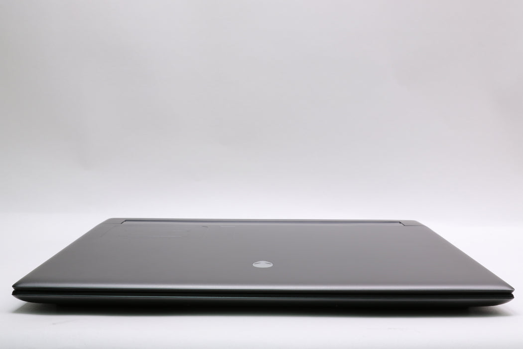 18" WUXGA Alienware m18 R1, i9-13980HX, 64GB, 4TB SSD, RTX 4090 — photo 12 of 13