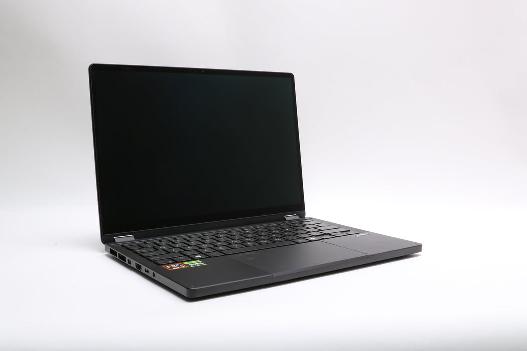 13" ASUS ProArt PX13 HN7306WU, Ryzen AI 9 HX 370, 32GB, 1TB SSD, RTX 4050 — photo 2 of 13