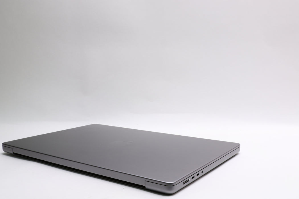 16" 2021, MacBook Pro, BTO, Apple M1 Pro, 32GB, 1TB SSD, 16C — photo 9 of 13