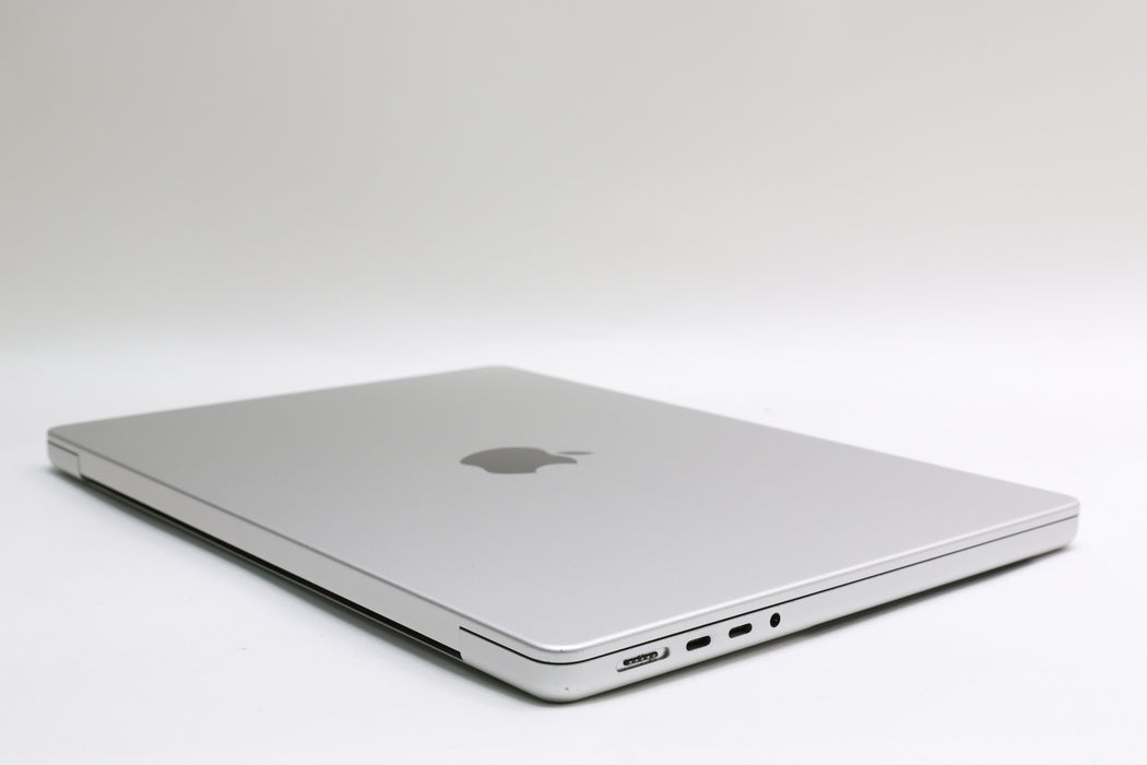 14" 2021 Macbook Pro, 3.20 GHz Apple M1 Max, 32GB, 4TB SSD, 32C