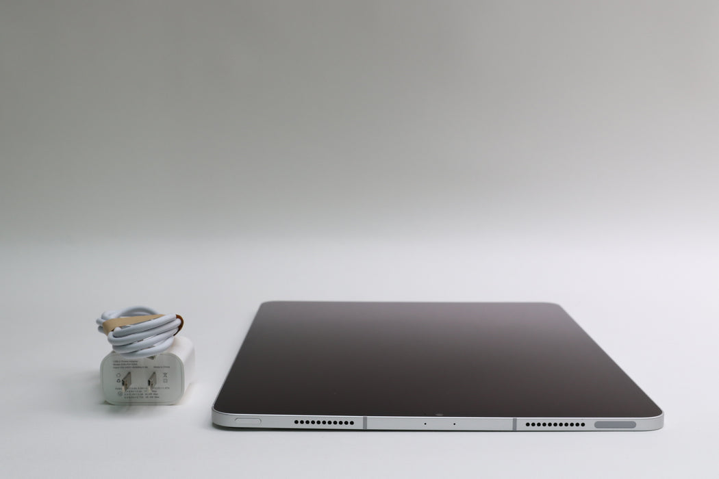 iPad Pro 12.9" M1, 5th Gen, 128GB, Unlocked, Silver, MHNT3LL/A