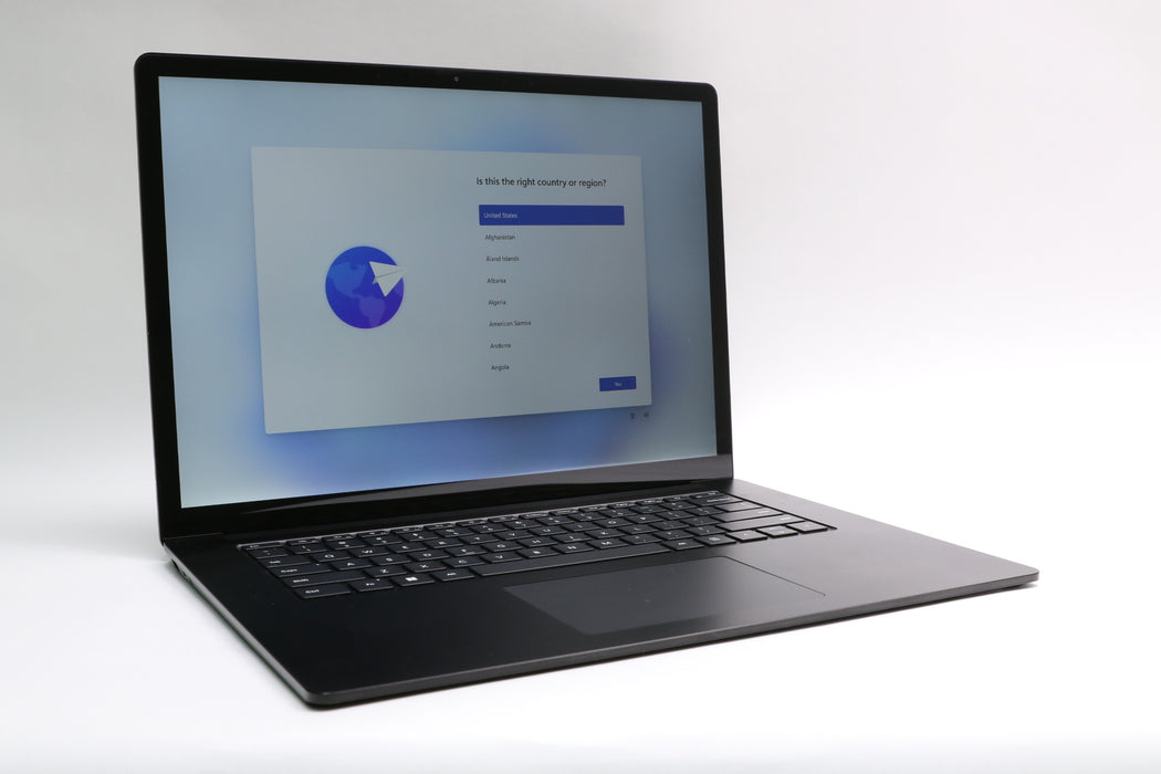 15" Microsoft Surface Laptop 5, i7-1265U, 32GB, 1TB SSD, Touchscreen