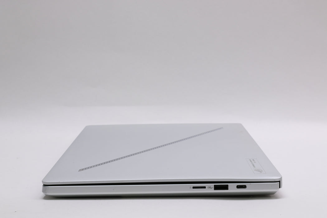 14" ASUS ROG Zephyrus G14 GA403WR, Ryzen AI 9 HX 370, 32GB, 1TB SSD, RTX 5070 Ti — photo 6 of 13