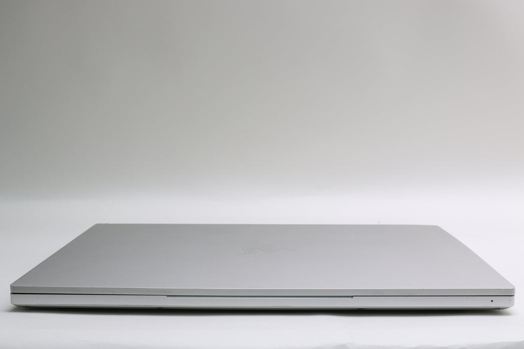 15.6" Razer, Blade, i7-9750H 2.60GHz, 16GB, 512GB SSD, RTX 2070