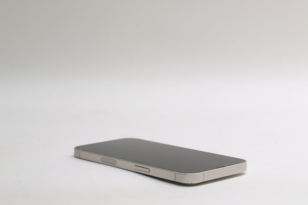 iPhone 13, 128GB, Unlocked, Starlight, MLA43LL/A