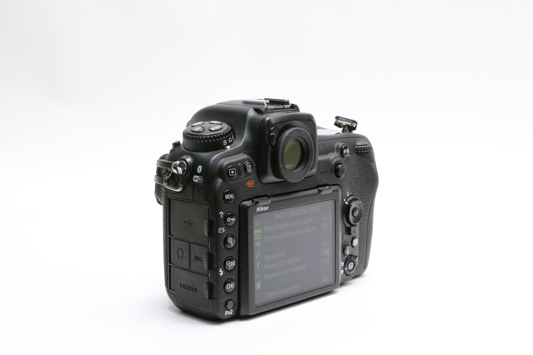 Nikon D500 20.9MP Digital SLR Camera — photo 5 of 8