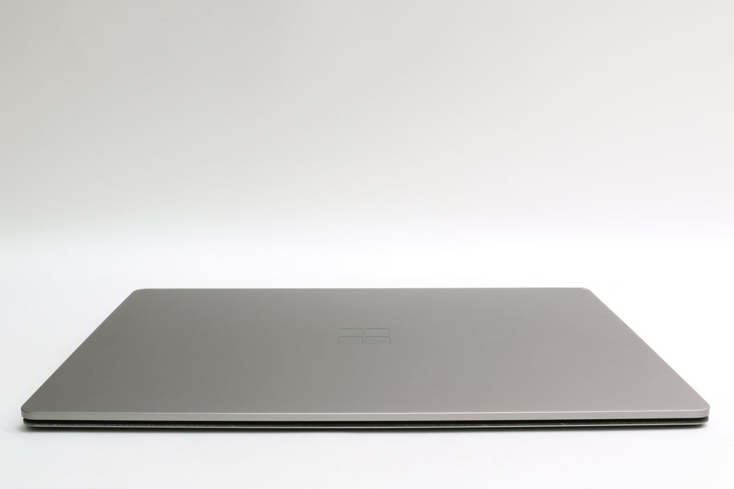 13.5" Microsoft Surface Laptop, i7-7660U, 16GB, 512GB SSD, Touchscreen