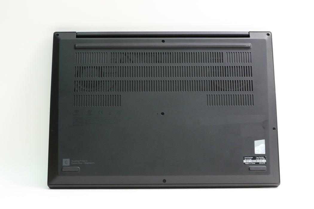 15.6" Lenovo ThinkPad P1 Gen 5, i7-12800H, 32GB, 1TB SSD, RTX A2000, 4K Touch!