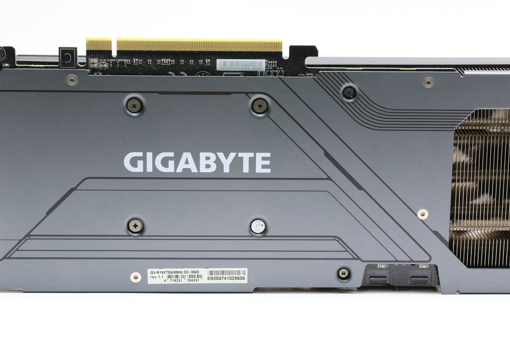 GIGABYTE Radeon RX 7600 XT Gaming OC 16GB GDDR6 — photo 3 of 7