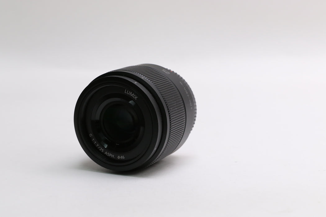 Panasonic Lumix G 25mm f/1.7 ASPH. Lens w/ Caps!