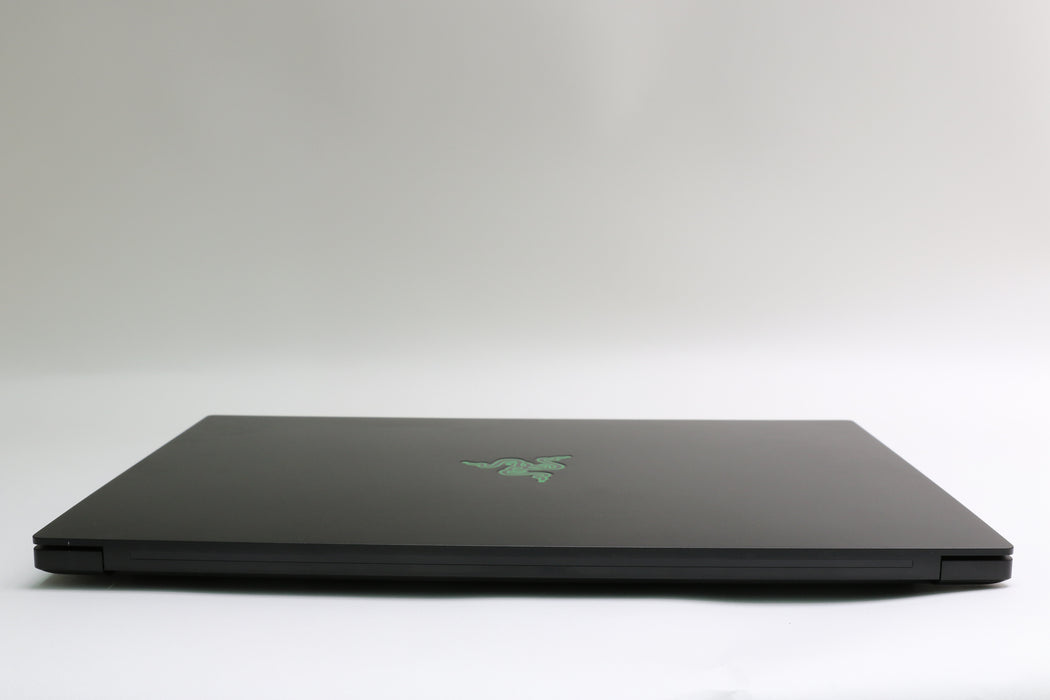 15.6" Razer Blade 15 Advanced Rz09-0409, i9-11900H, 32GB, 1TB, RTX 3080, Touch!