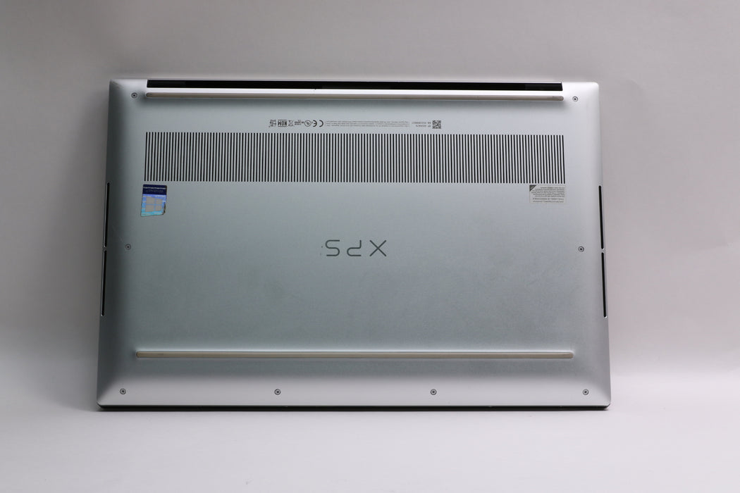 15" Dell XPS 15 9500, i7-10750H, 32GB, 2TB SSD, GTX 1650 Ti