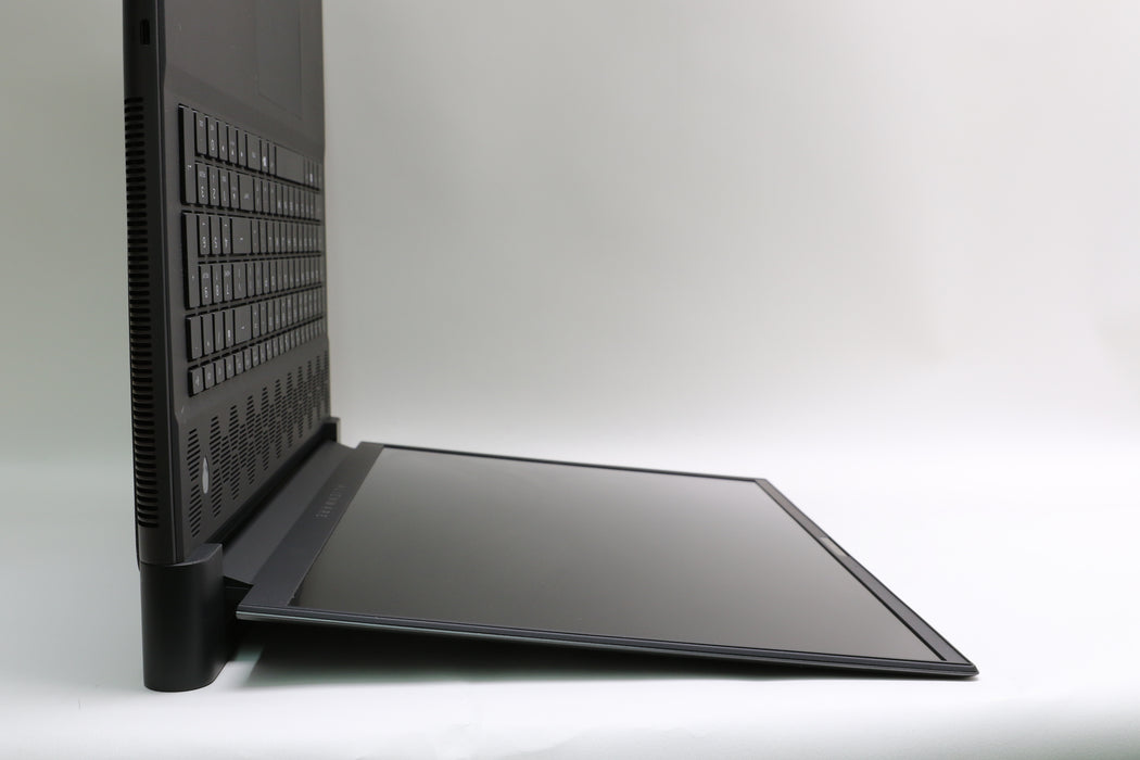 Mint! 18'' Alienware, M18 R2, i9-14900HX, 32GB, 1TB SSD, RTX 4070