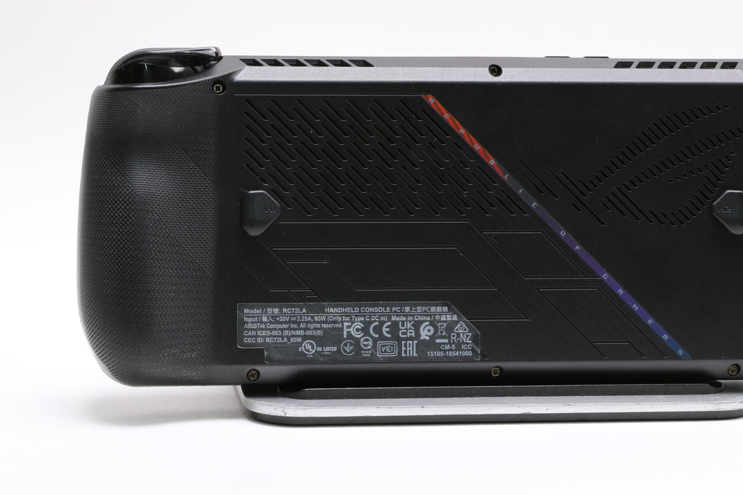 7" ASUS ROG Ally X RC72LA, AMD Ryzen Z1 Extreme, 24GB, 1TB SSD Gaming Handheld — photo 5 of 13