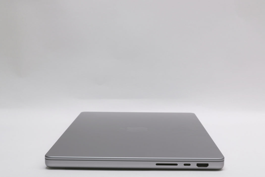 14" 2023, MacBook Pro, BTO, Apple M2 Max, 64GB, 4TB SSD, 38C — photo 6 of 13