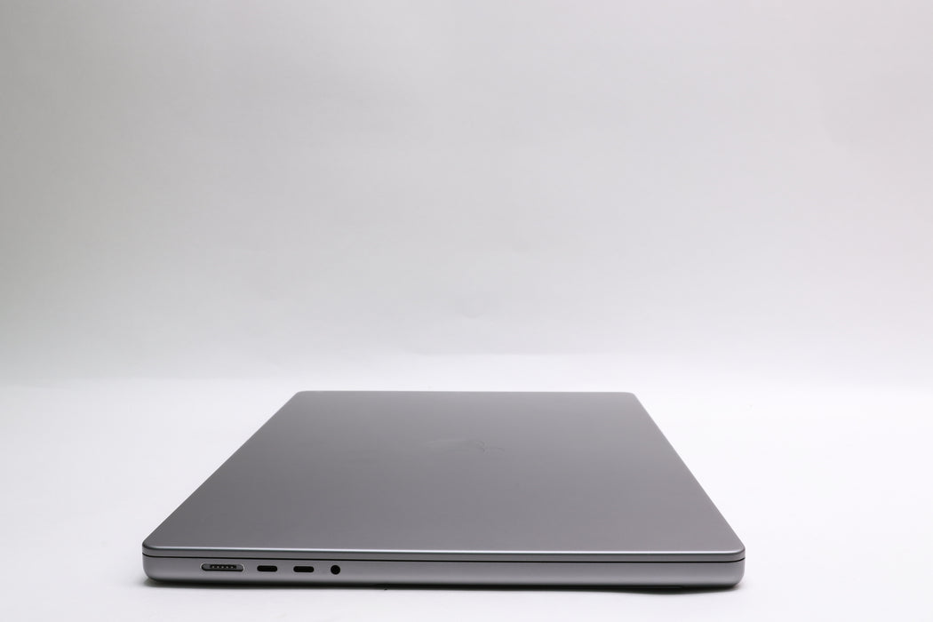 16" 2021, MacBook Pro, BTO, Apple M1 Pro, 32GB, 1TB SSD, 16C — photo 10 of 13