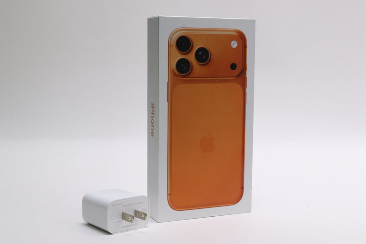 Brand New! iPhone 17 Pro Max, 256GB, Unlocked, Cosmic Orange, MFXH4LL/A