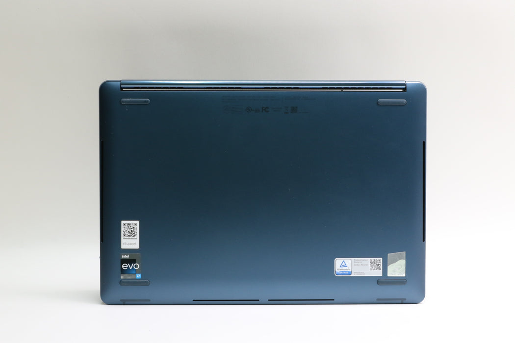 14" 2.8K Lenovo Yoga Book 9 13iru8, i7-1355U, 16GB, 1TB, Touch, 100% Battery!