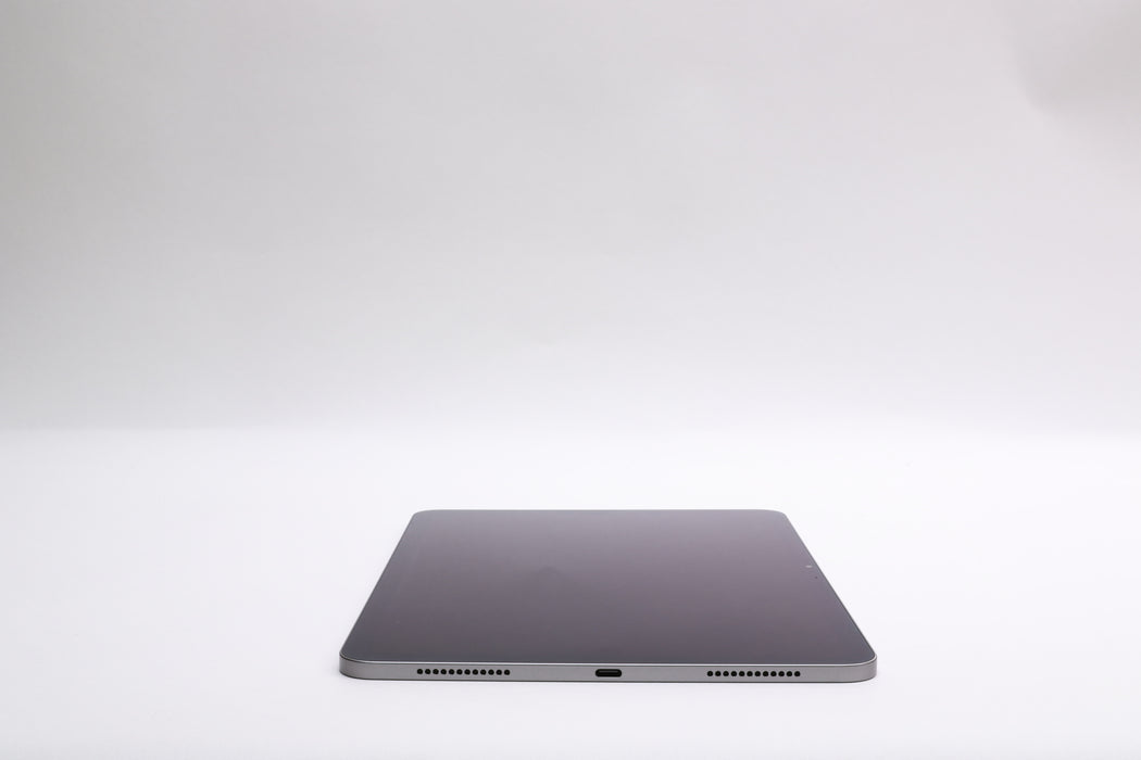 11" iPad Air M2, 128GB, Wi-Fi Only, Space Gray, MUWC3LL/A w/ Apple Pencil!