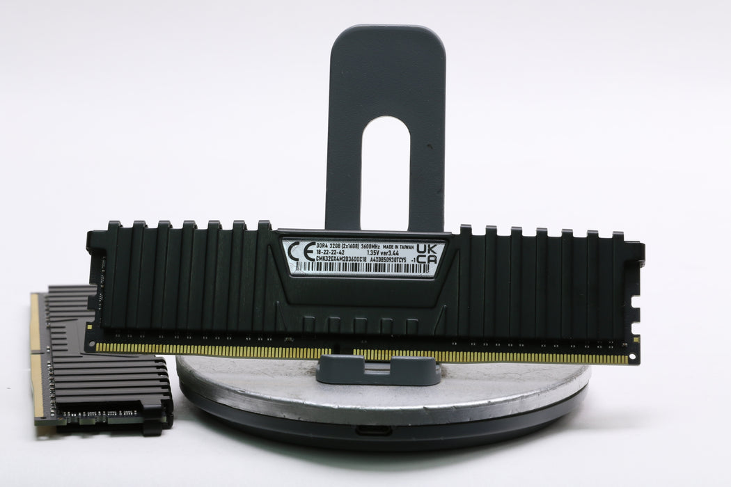 Corsair Vengeance LPX 32GB (2x16GB) DDR4 3600MHz DIMM — photo 3 of 3