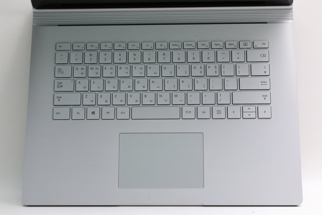 READ! 15" Microsoft Surface Book 3, i7-1065G7, 16GB, 256GB, GTX 1660 Ti
