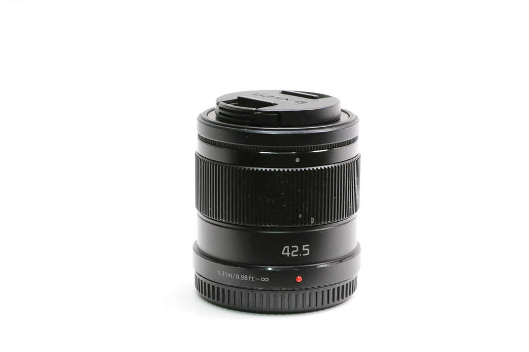 Panasonic Lumix G 42.5mm f/1.7 ASPH. Power O.I.S Lens w/ Caps!