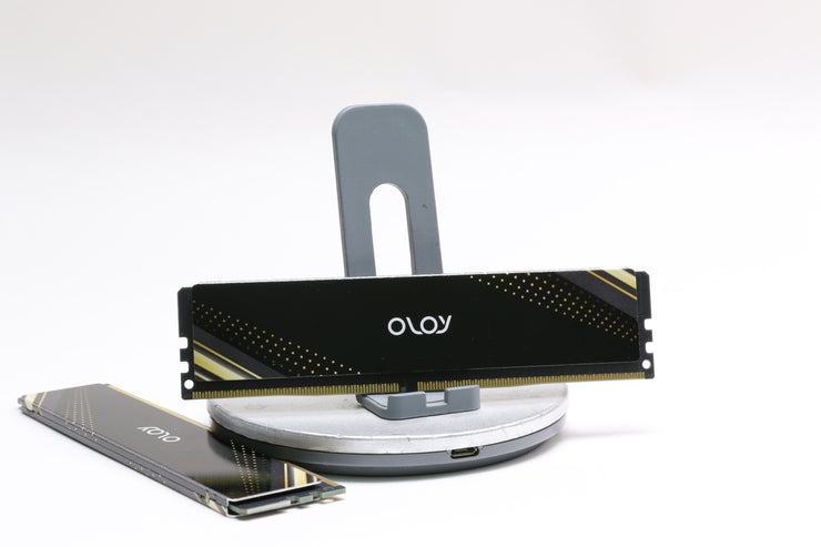 Oloy Desktop Memory 16GB (2x8GB) DDR4 3000MHz DIMM