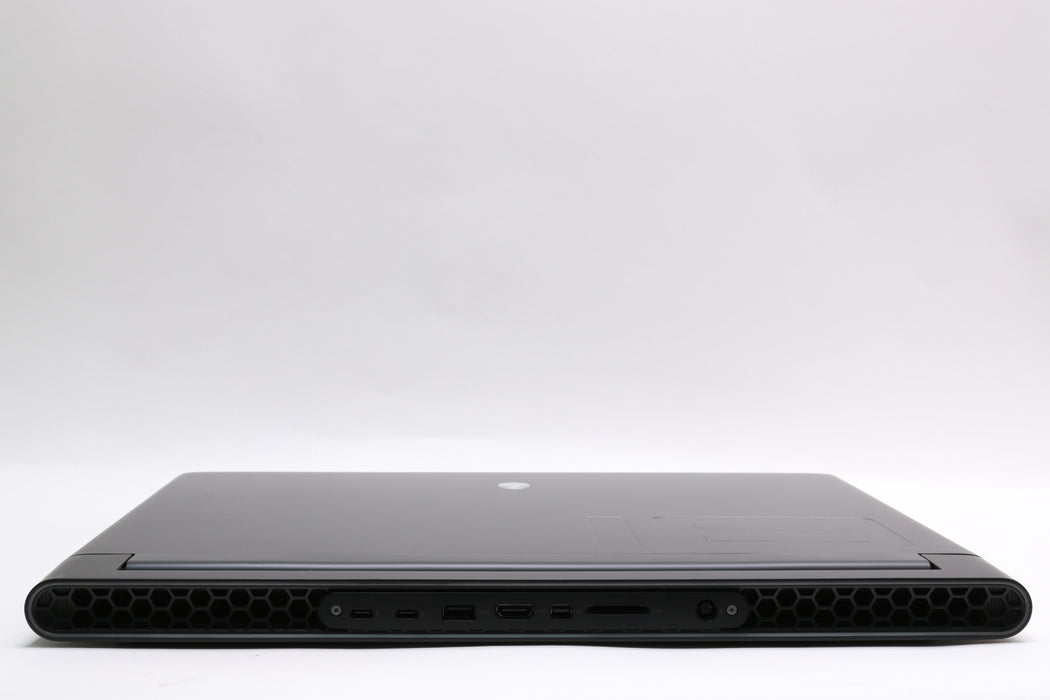 18" QHD+ Alienware m18 R2, i9-14900HX, 32GB, 1TB SSD, RTX 4070, 100% Battery! — photo 8 of 13