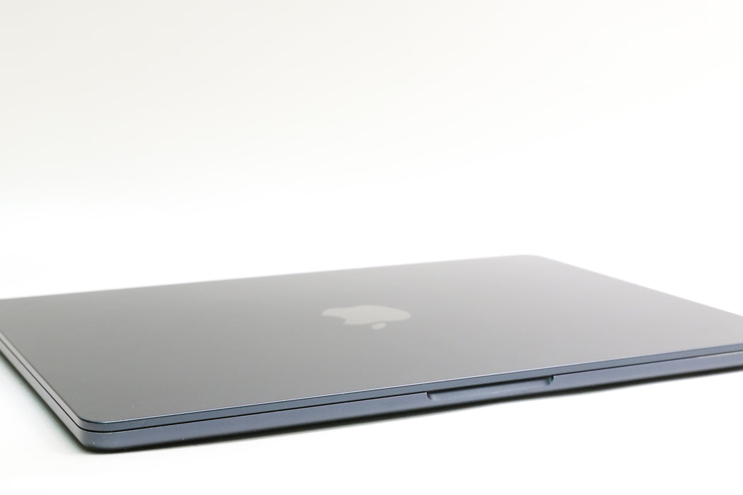 13.3" 2022, MacBook Air, MLY33LL/A, Apple M2, 8GB, 256GB SSD, 8C