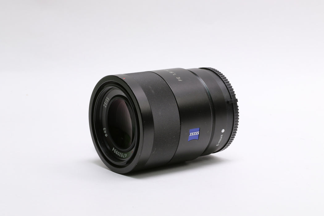 Sony Sonnar T* FE 55mm f/1.8 ZA Lens — photo 4 of 5