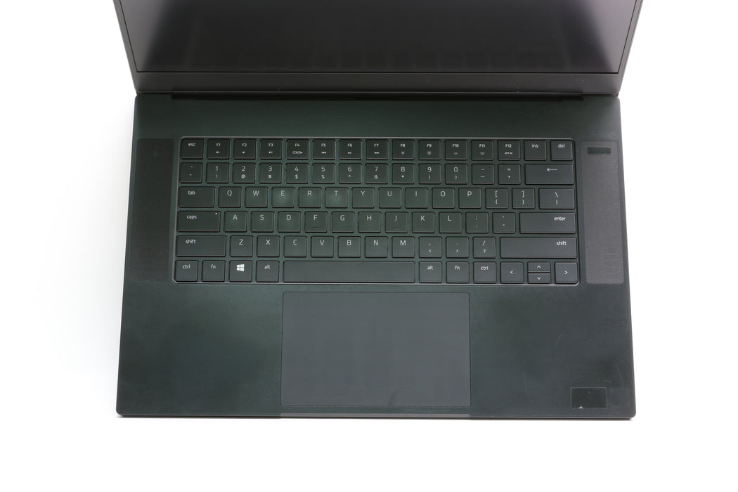 15" Razer Blade 15 Advanced Model (mid 2021), i7-11800H, 16GB, 1TB SDD, RTX 3070