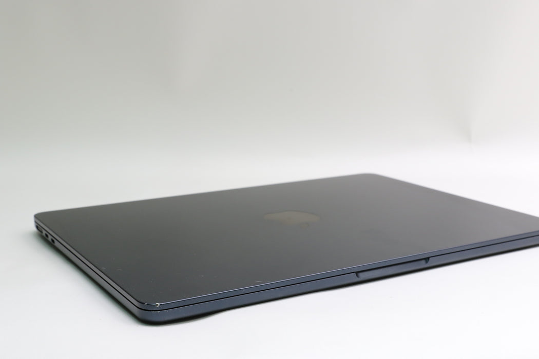 13" 2022, Macbook Air, MLY43LL/A, 3.49 GHz Apple M2, 8GB, 512GB SSD, 10C