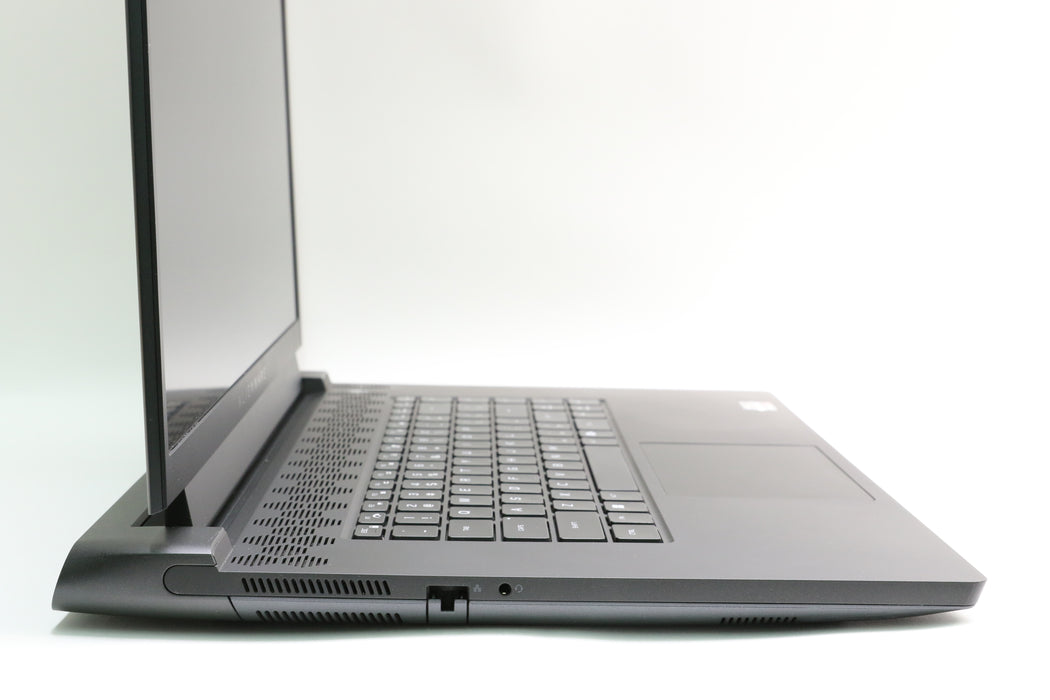 17.3" Alienware, M17 R5, AMD Ryzen 9 6900HX, 32GB, 1TB SSD, RX 6800M 12GB GPU