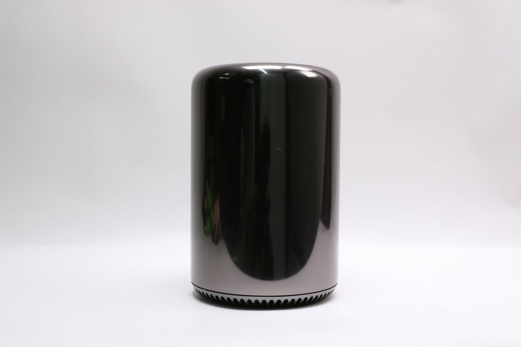 Late 2013, Mac Pro, CTO, Intel Xeon CPU E5-1620 v2, 8GB, 512GB SSD, FirePro D700 — photo 2 of 3