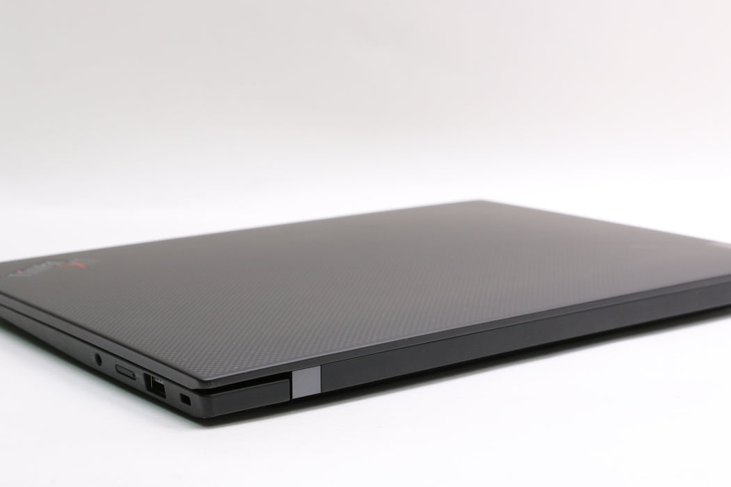 14" UHD+ Lenovo ThinkPad X1 Carbon Gen 10, i7-1270P, 32GB, 1TB SSD, 4K!