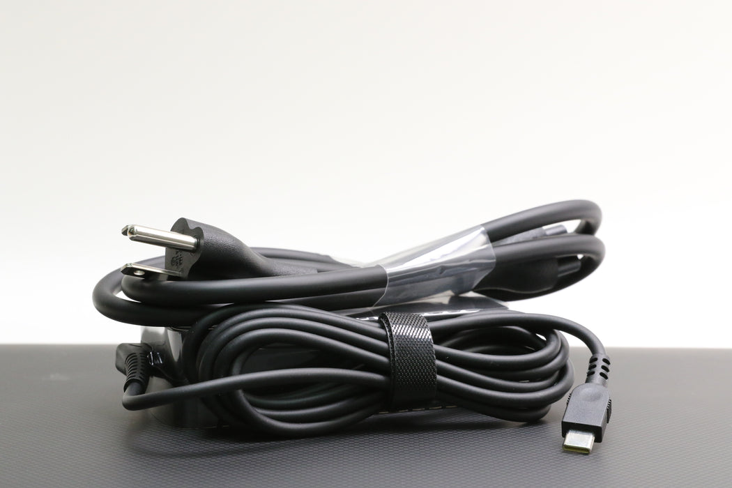 14" UHD+ Lenovo Thinkpad X1 Carbon Gen 10, i7-1270P, 32GB, 1TB SSD