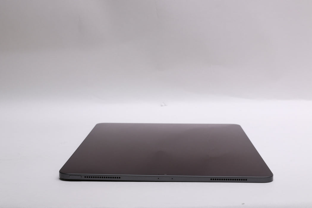 12.9" Apple iPad Pro 4th Gen, 512GB, Wi-Fi Only, Space Gray, MXAV2ZP/A — photo 5 of 13