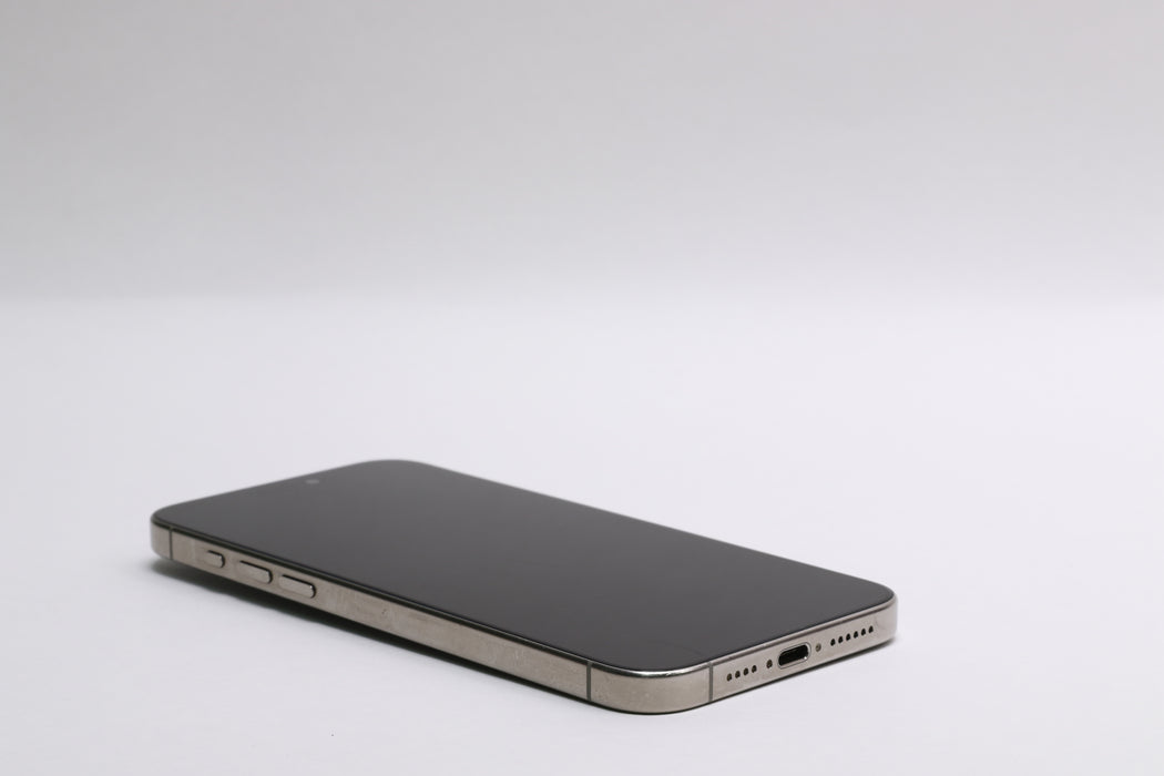 Apple iPhone 15 Pro Max, 256GB, Unlocked, Natural Titanium, MU683LL/A